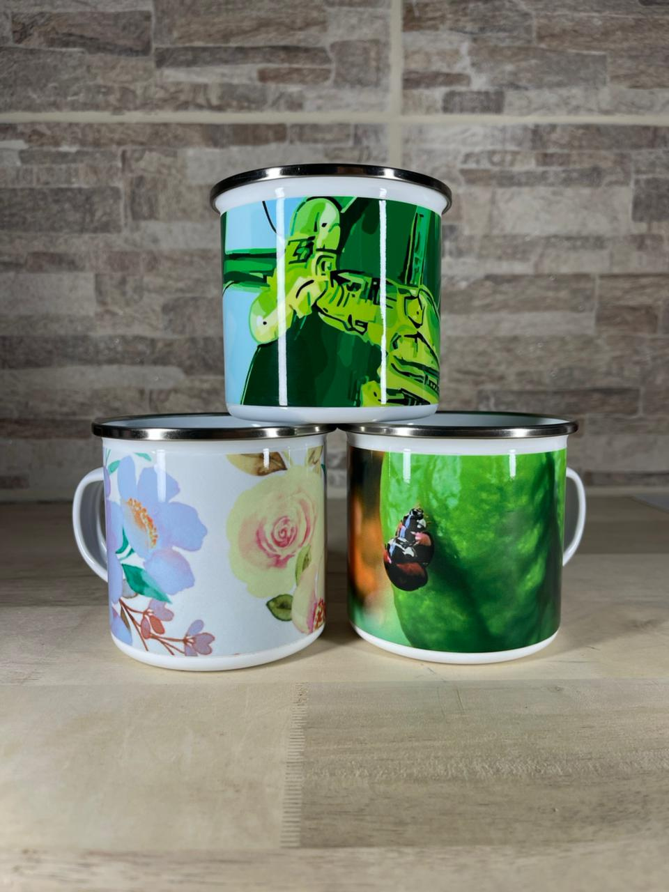 Unamused Mantis — jarra de enamel 12 oz de Mórtimer Art