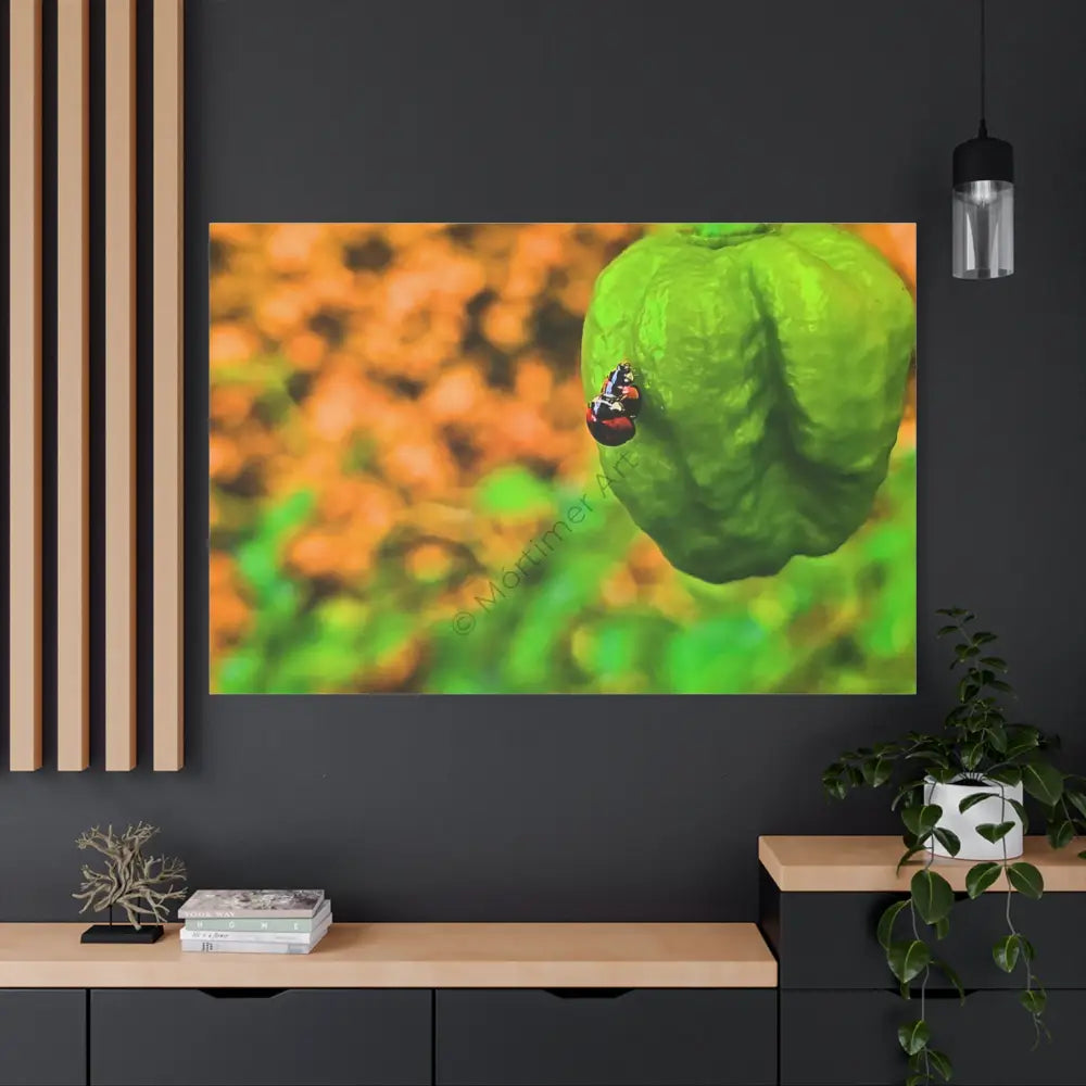 Spicy Bug Love | Impresión en lienzo Canvas